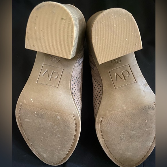 Bootie - Picture 2 of 4